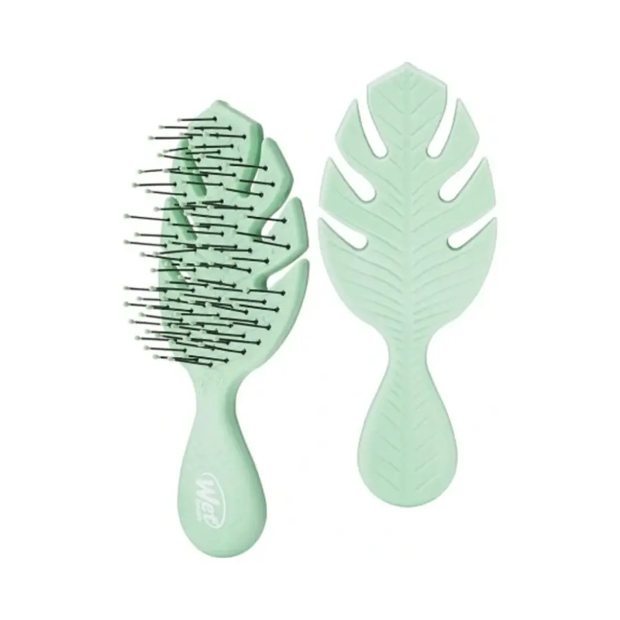 Wet Brush Go Green Mini Detangler Green